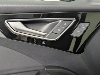 2024 Audi Q4 e-tron Premium Plus 55 quattro