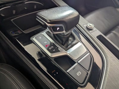 2024 Audi A4 Sedan S line Premium Plus 45 TFSI quattro