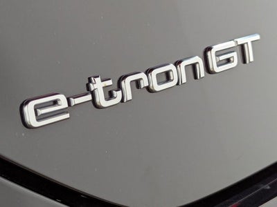 2023 Audi e-tron GT Premium Plus quattro