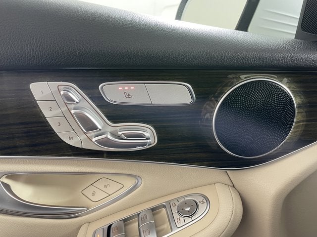 2016 Mercedes-Benz GLC RWD 4dr GLC 300