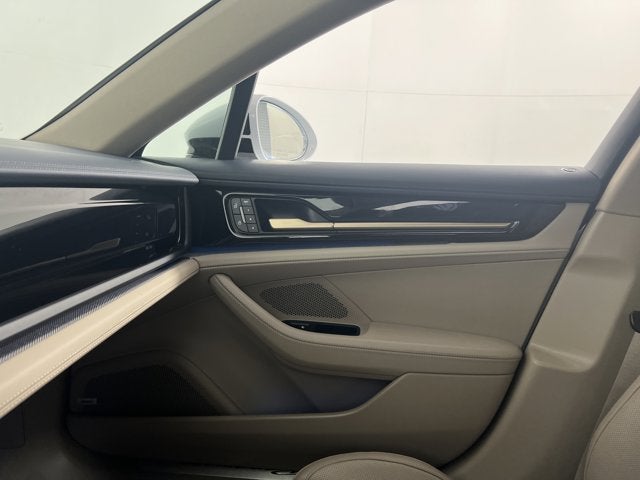 2026 Porsche Panamera 4 AWD