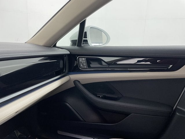 2026 Porsche Panamera 4 AWD