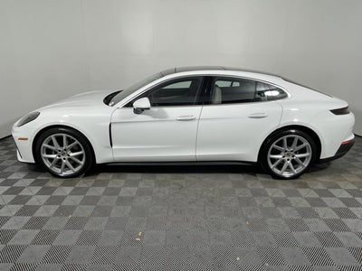 2026 Porsche Panamera 4 AWD