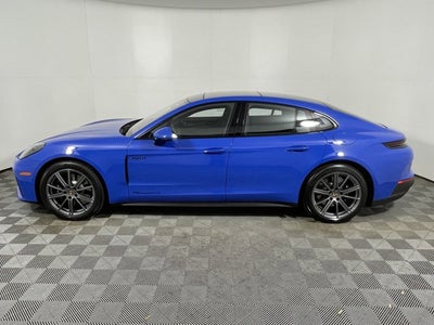 2025 Porsche Panamera 4 E-Hybrid