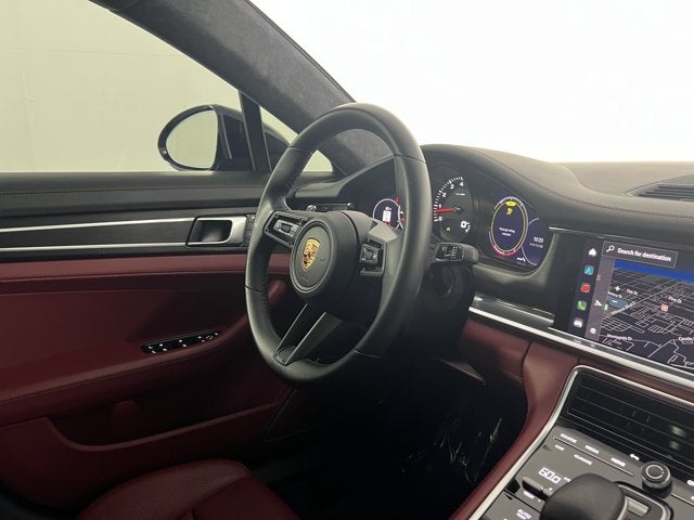 2023 Porsche Panamera 4