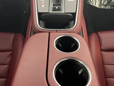 2023 Porsche Panamera 4