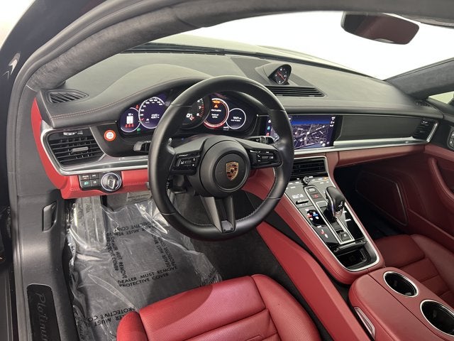 2023 Porsche Panamera 4