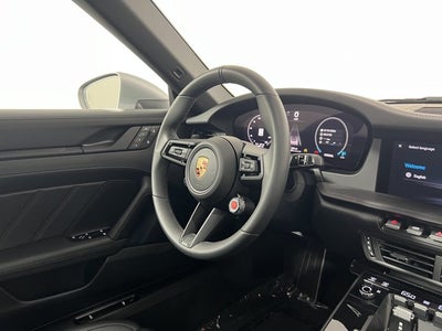 2026 Porsche 911 4 GTS