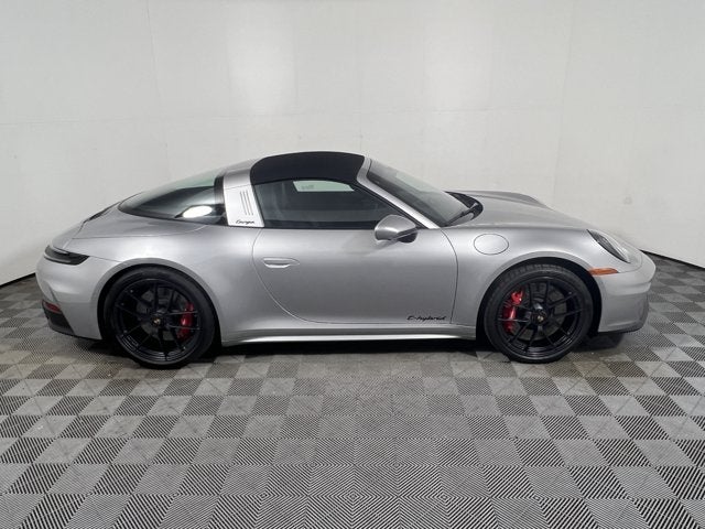 2026 Porsche 911 4 GTS