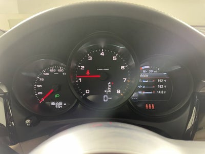 2021 Porsche Macan Base