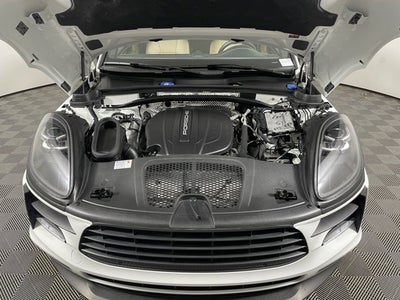 2021 Porsche Macan Base
