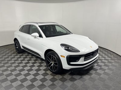 2024 Porsche Macan Base