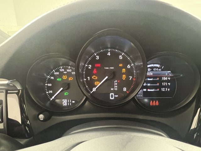 2025 Porsche Macan Base