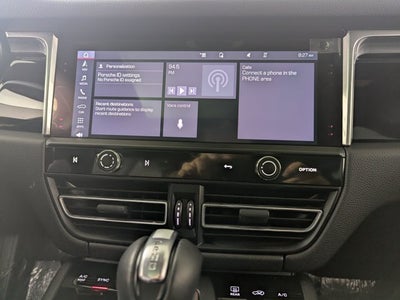 2026 Porsche Macan Base