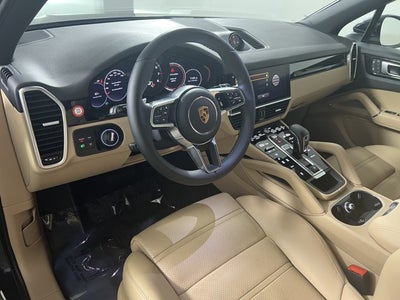 2023 Porsche Cayenne Base