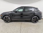 2023 Porsche Cayenne Base