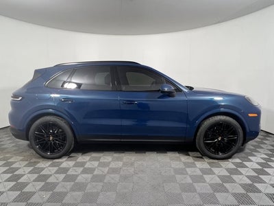 2025 Porsche Cayenne Base