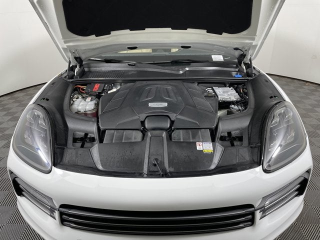 2023 Porsche Cayenne S Platinum Edition