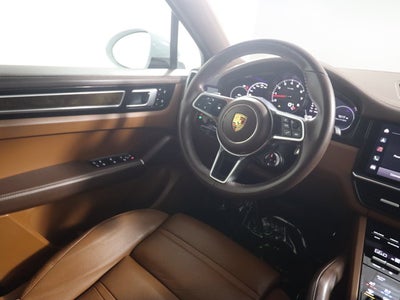 2023 Porsche Cayenne Platinum Edition