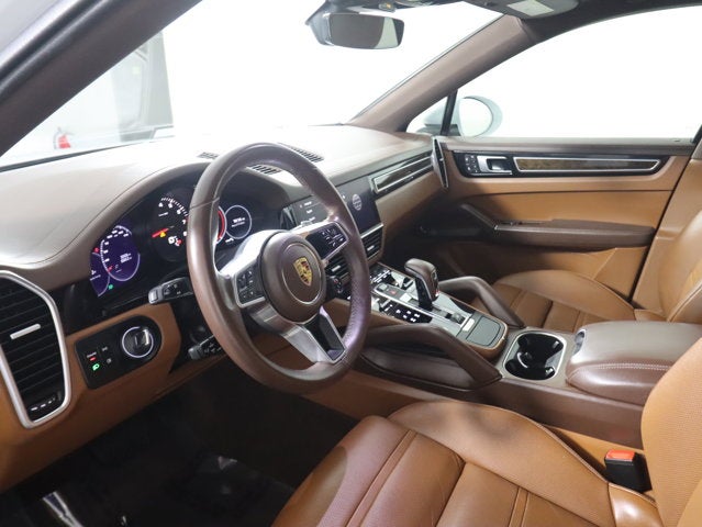 2023 Porsche Cayenne Platinum Edition
