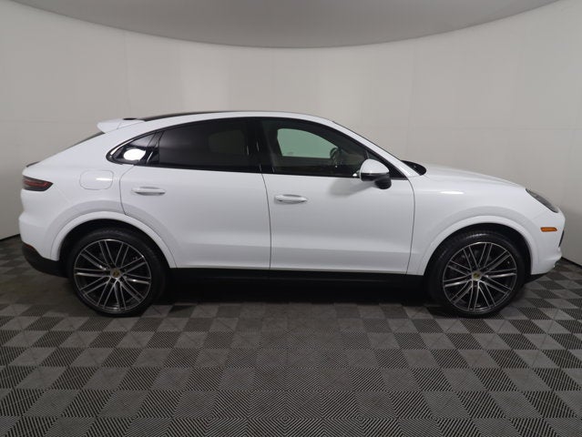 2023 Porsche Cayenne Platinum Edition