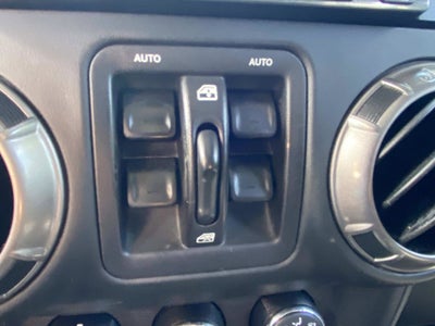 2018 Jeep Wrangler JK Unlimited Altitude