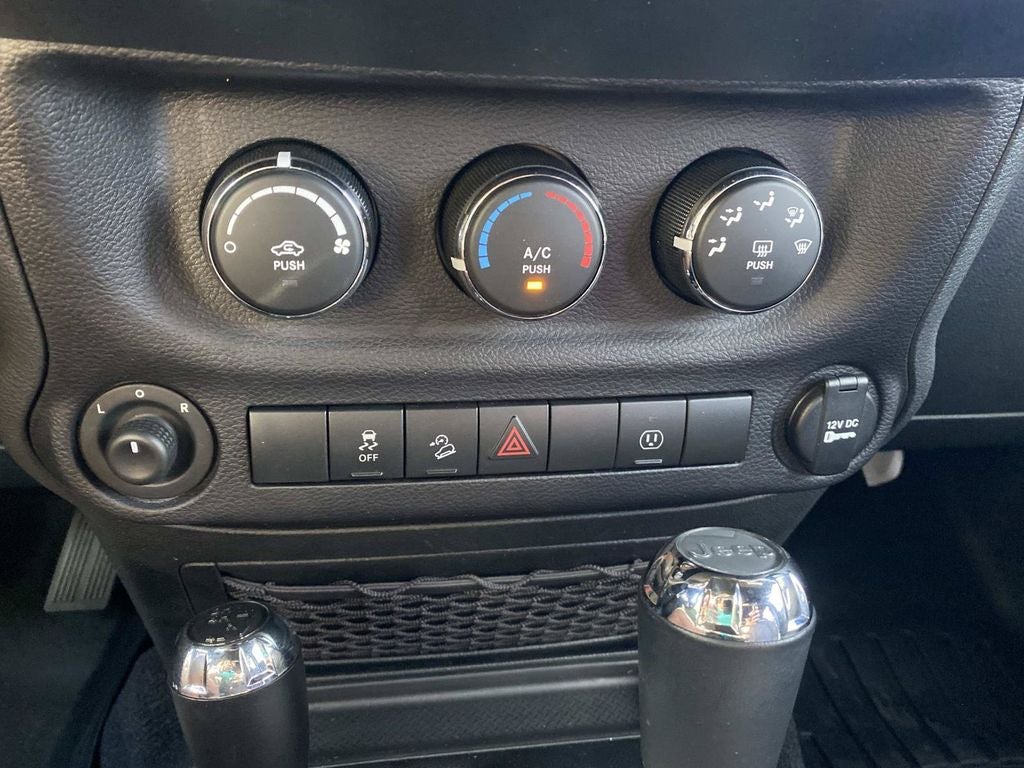 2018 Jeep Wrangler JK Unlimited Sahara