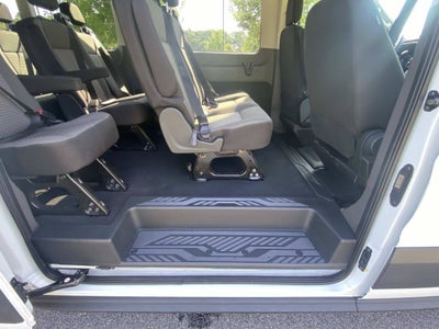 2025 Ford Transit-350 XLT 15 PASS MEDIUM ROOF