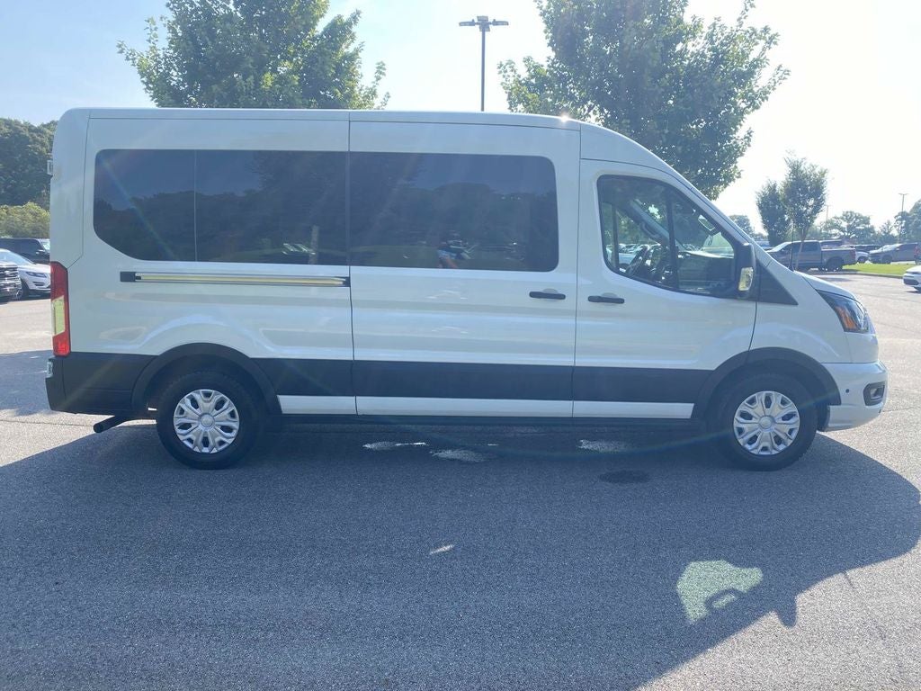 2025 Ford Transit-350 XLT 15 PASS MEDIUM ROOF