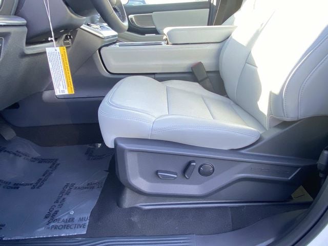 2026 Ford Expedition MAX Platinum®