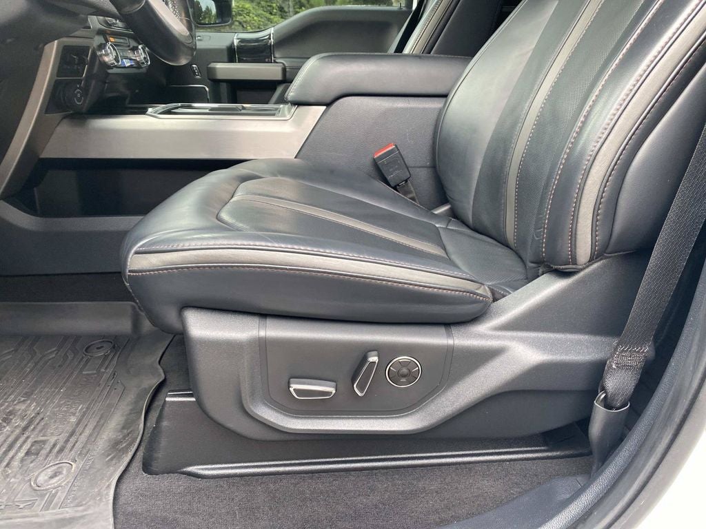 2022 Ford F-350SD Platinum
