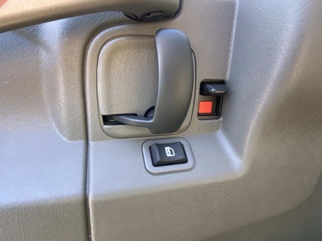 2025 Chevrolet Express 3500 LT Passenger