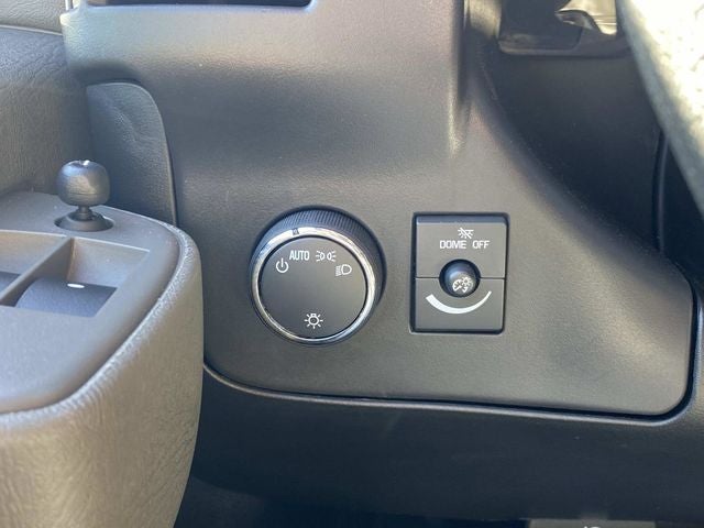 2025 Chevrolet Express 3500 LT Passenger