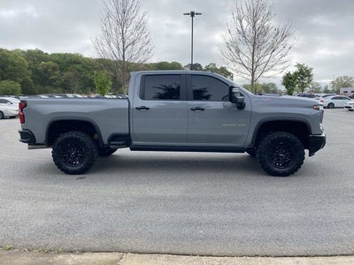 2025 Chevrolet Silverado 2500HD ZR2