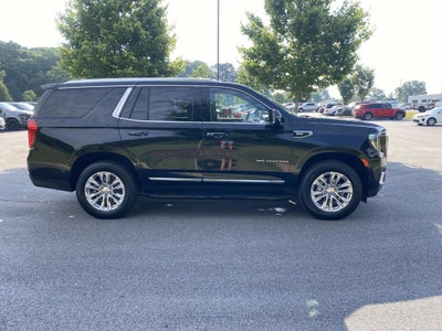 2023 GMC Yukon SLT