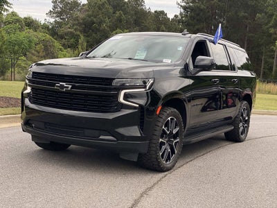 2023 Chevrolet Suburban RST