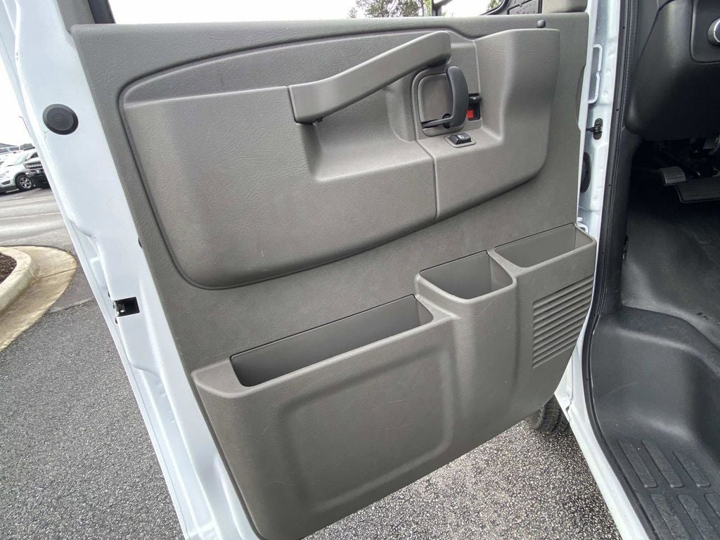 2025 GMC Savana 2500 Work Van