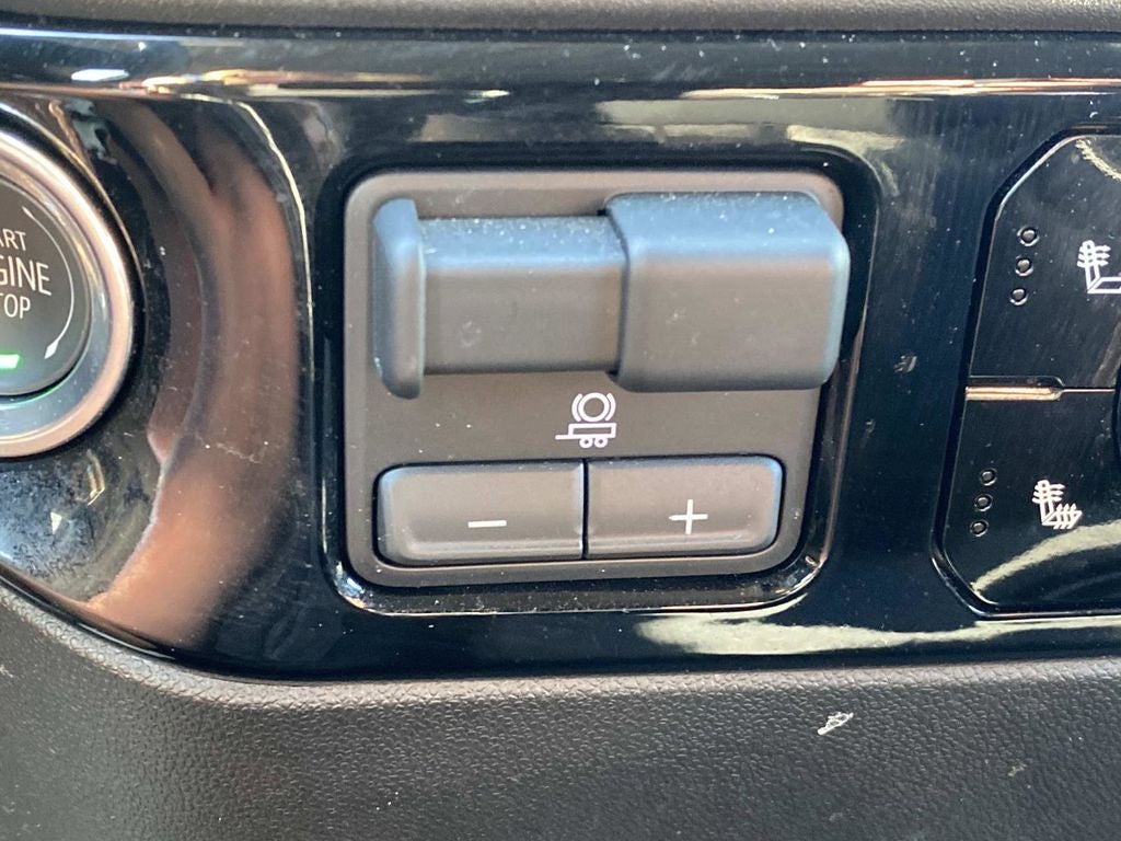2025 Chevrolet Silverado 3500HD LT