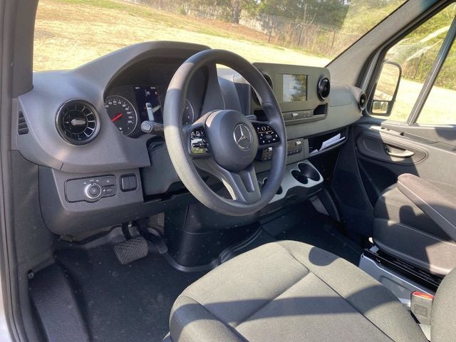 2024 Mercedes-Benz Sprinter 2500 Passenger 144 WB