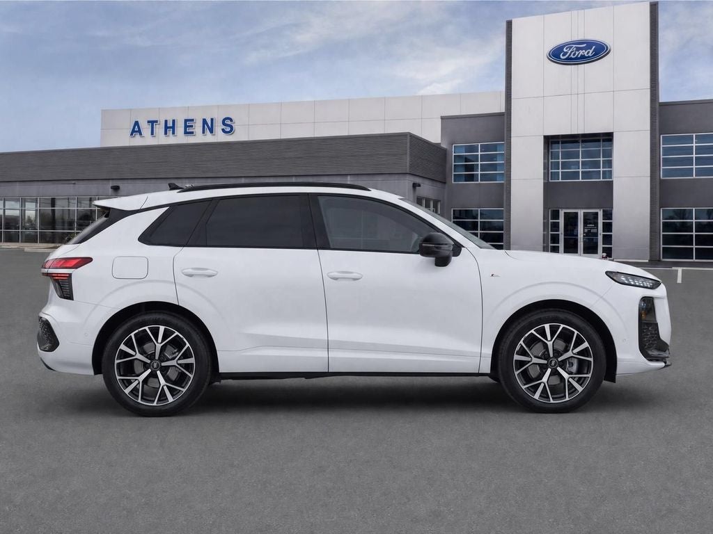 2026 Audi Q3 S line quattro