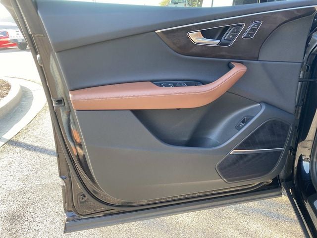 2021 Audi Q7 55 Prestige quattro