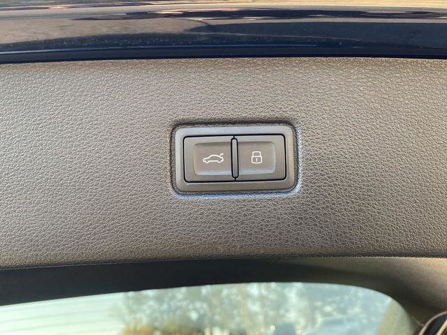 2021 Audi Q7 55 Prestige quattro