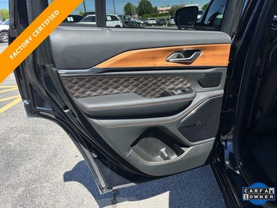 2024 Jeep Grand Cherokee Summit