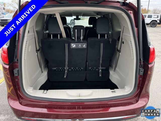 2020 Chrysler Pacifica Touring L