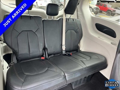 2020 Chrysler Pacifica Touring L