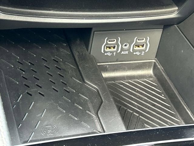 2025 Chrysler Pacifica Hybrid Select