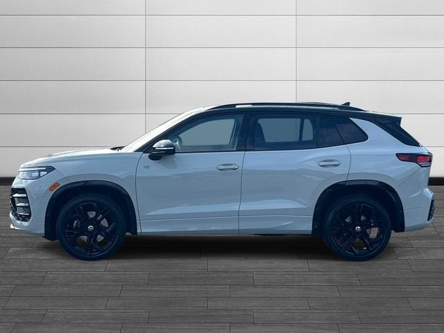 2025 Volkswagen Tiguan 2.0T SE R-Line Black