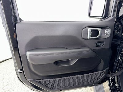 2023 Jeep Wrangler Sahara Altitude