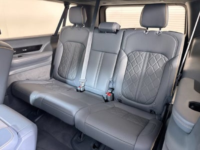 2023 Jeep Grand Wagoneer L Series III