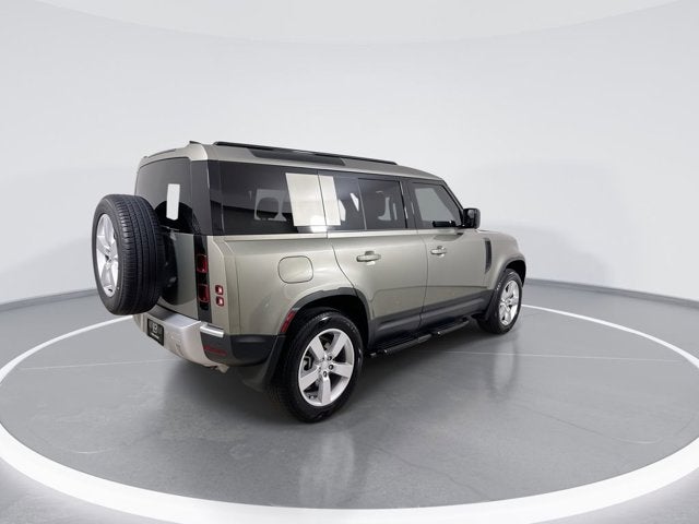 2025 Land Rover Defender S